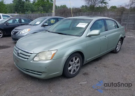 2005 Toyota Avalon Xl from USA, damaged, VIN 4T1BK36B25U006536